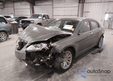 2012 Chrysler 200 Limited из США, поврежденный, VIN 1C3CCBCB5CN301985